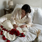 Red Roses Bouquet Blanket